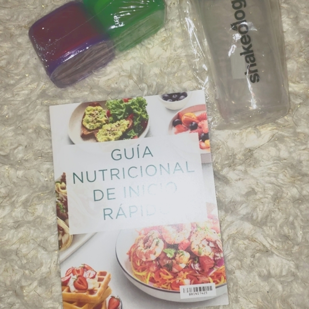 NWOT Beachbody shaker and  portion container bundle!! - Picture 4 of 7